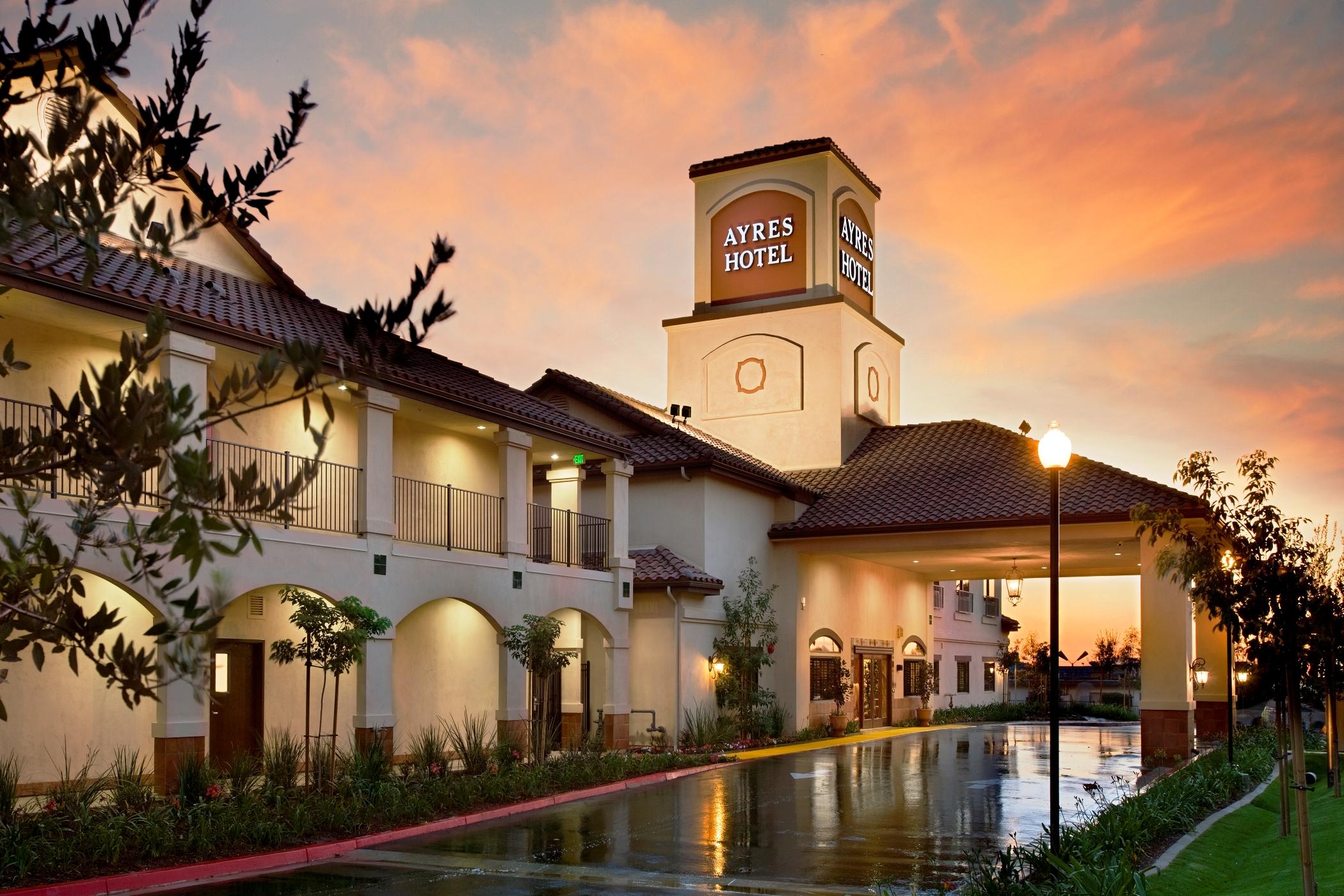 Ayres Hotel Redlands - Loma Linda Exterior photo