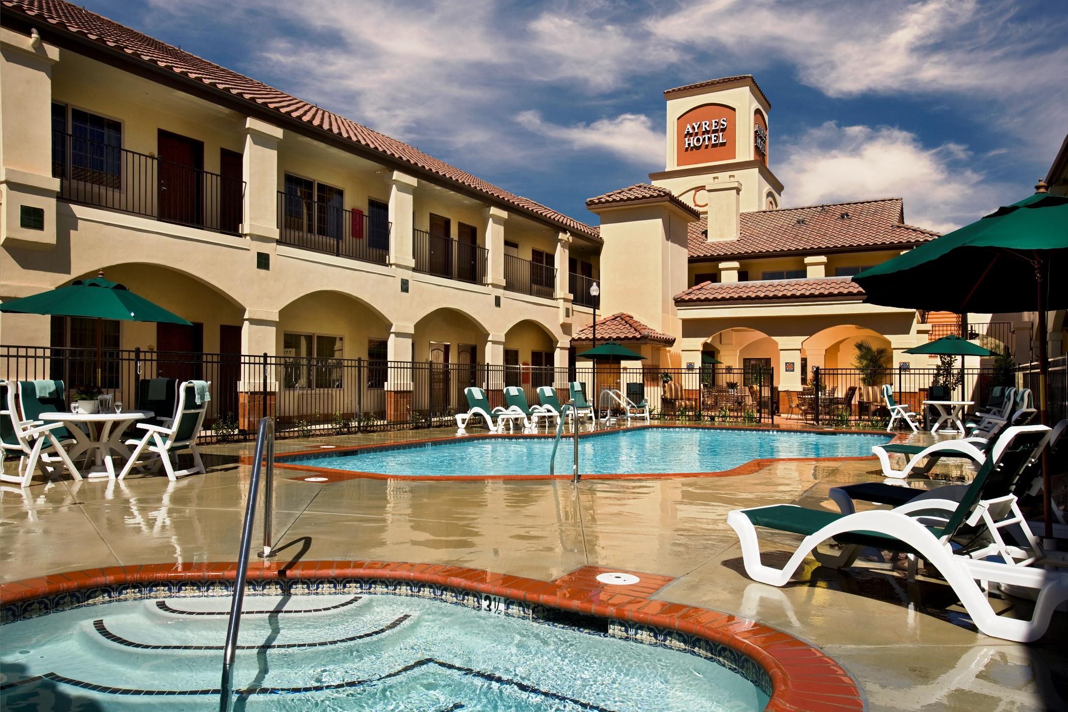 Ayres Hotel Redlands - Loma Linda Exterior photo